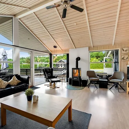 Tobias - 30km From The Sea By Interhome Vakantiehuis *