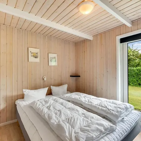 Vakantiehuis Tobias - 30km From The Sea By Interhome *